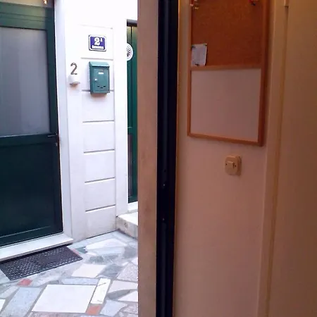 Guest house Assi
